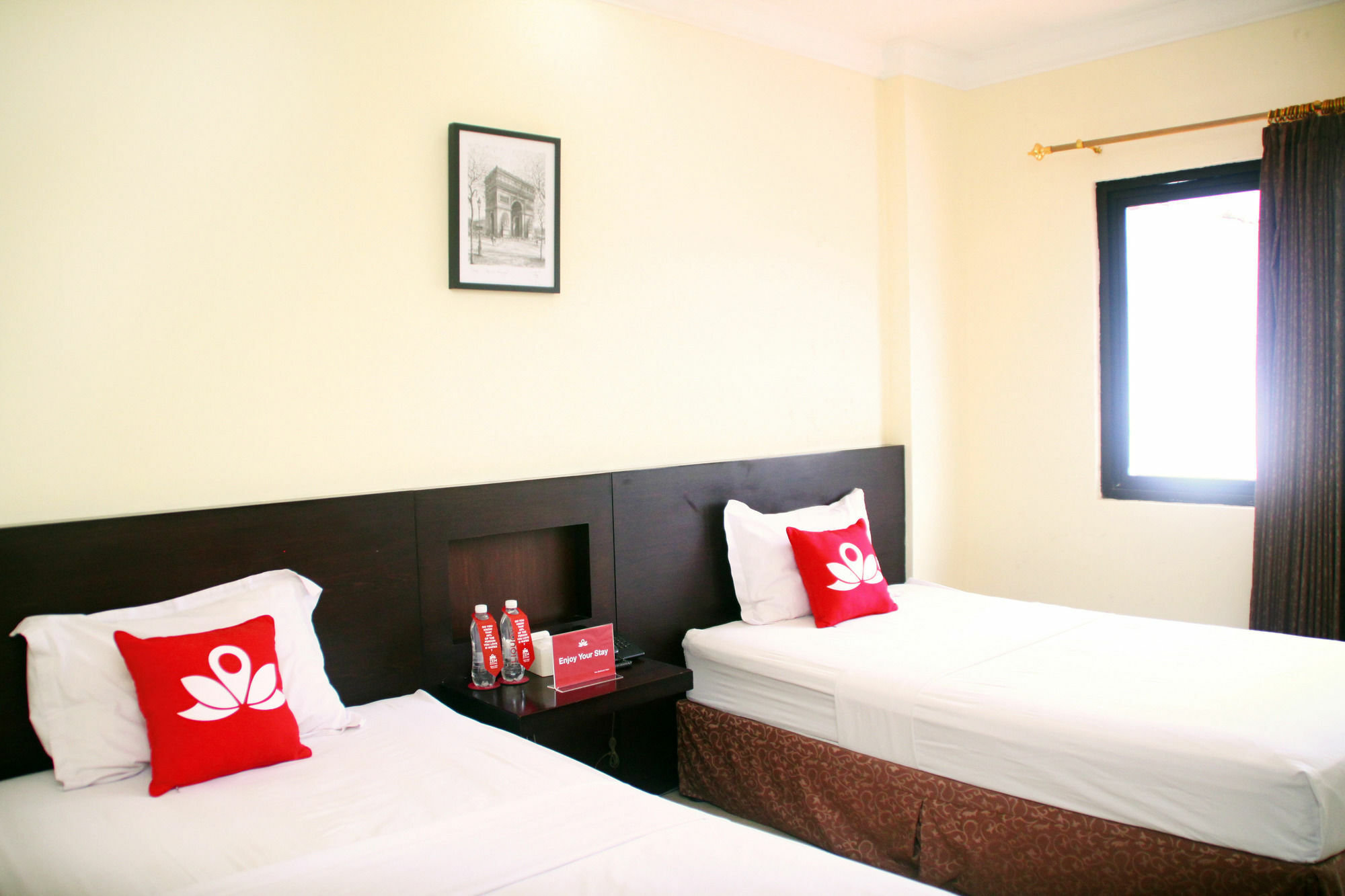 Zen Rooms Gubeng Kertajaya Surabaya Dış mekan fotoğraf