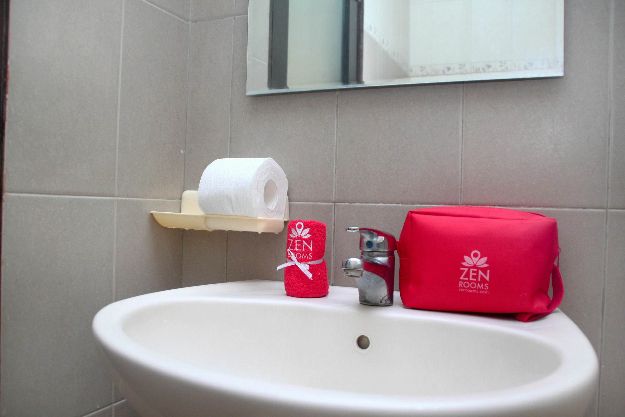 Zen Rooms Gubeng Kertajaya Surabaya Dış mekan fotoğraf